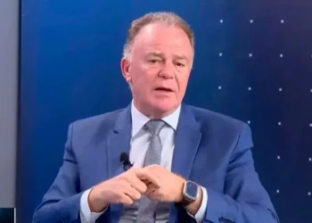 O Tabuleiro se Move: O Risco de Ruptura do União Brasil com Casagrande e o Crescimento de um Palanque Conservador em Torno de Pasolini